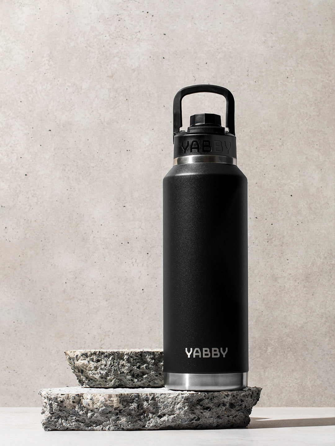 1.2L Yabby Black Insulated Stainless Steel Bottle with Swig Lid - Outdoor lifestyle. Best drink bottle Australia.