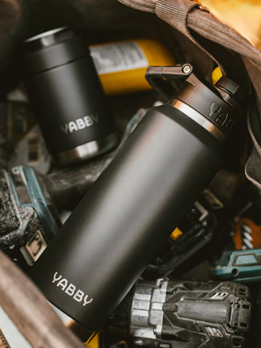 1.2L Yabby Insulated Stainless Steel Bottle with Swig Lid