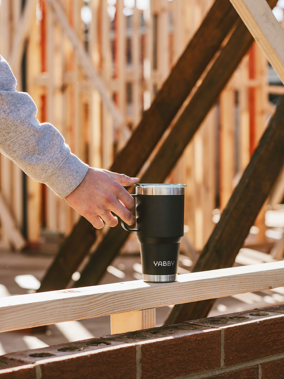 850ml Yabby Insulated Stainless Steel Tumbler With Handle